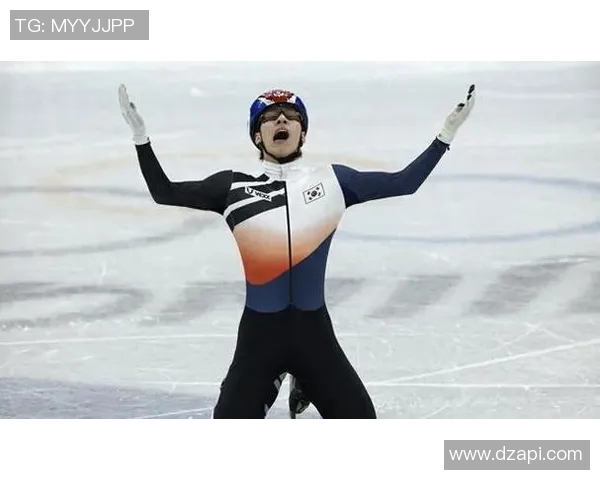 VAR判罚引发激烈争议公平性问题再度成为舆论焦点